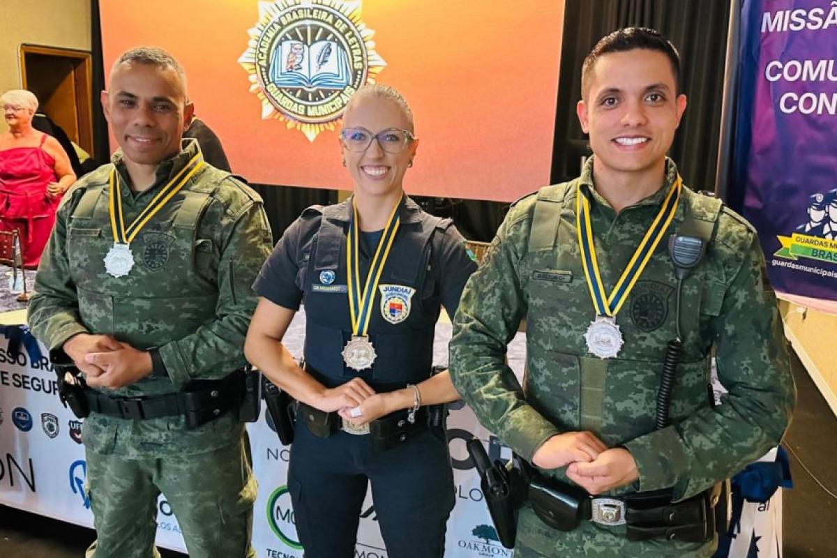 O aplicativo funciona por meio de leitura de QR Code e integração com o WhatsApp