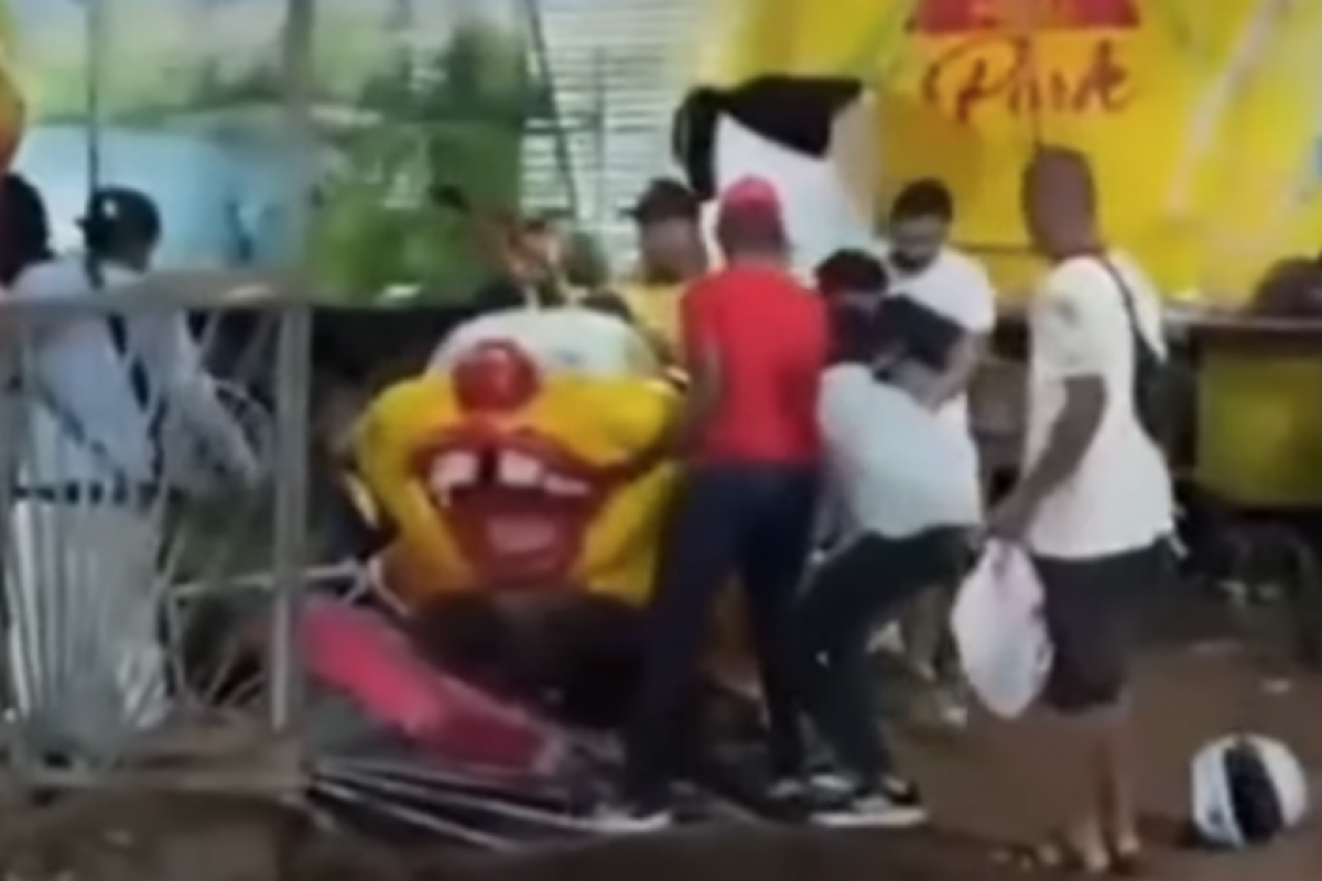 A jovem sofreu traumatismo craniano grave e teve parada cardiorrespiratória.