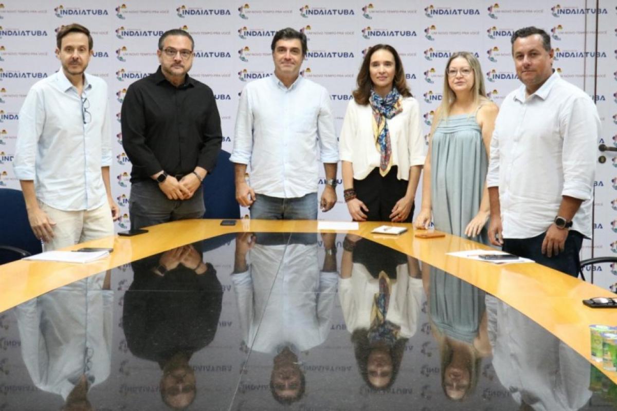 Dr. Custódio anuncia troca em secretarias e cria pasta de Ciência, Tecnologia e Inovação.