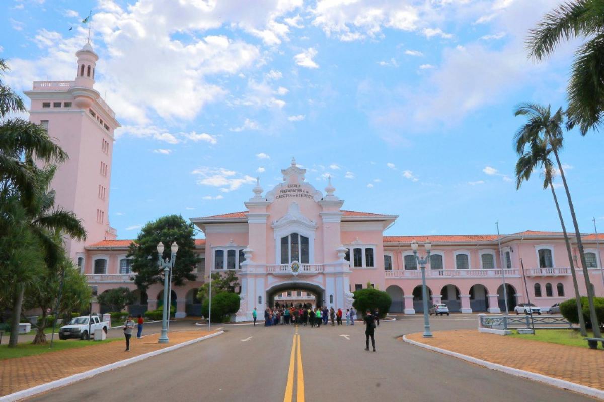 Ministério Público Federal aponta possível discriminação de gênero em concurso da EsPCEx, em Campinas, e cobra ampliação de vagas para mulheres.