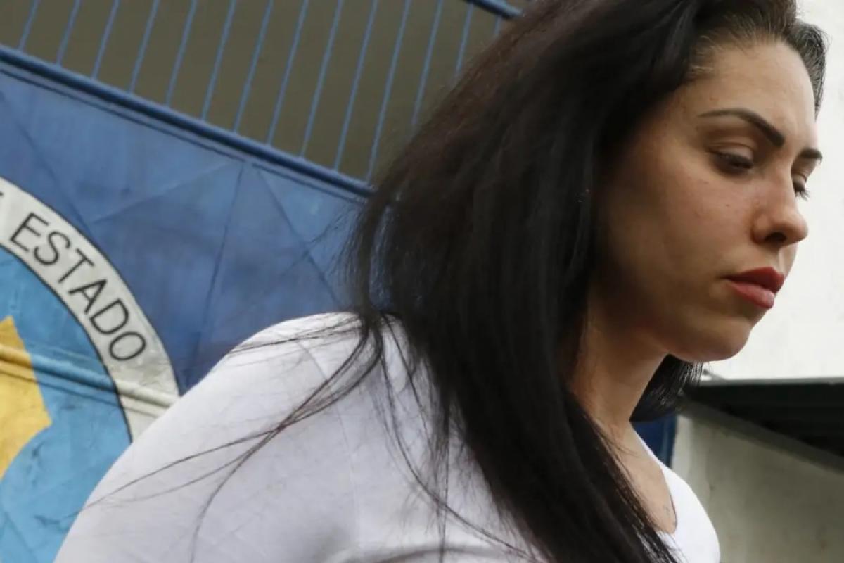 Monique, mãe da criança e o ex-namorado Jairo dos Santos Júnior, o Dr. Jairinho, estão sendo julgados pelo crime