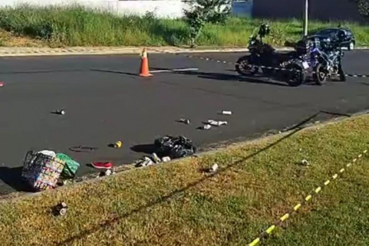 Mulher de 70 anos morreu após ser atropelada; família relata furto de pertences enquanto vítima recebia ajuda.