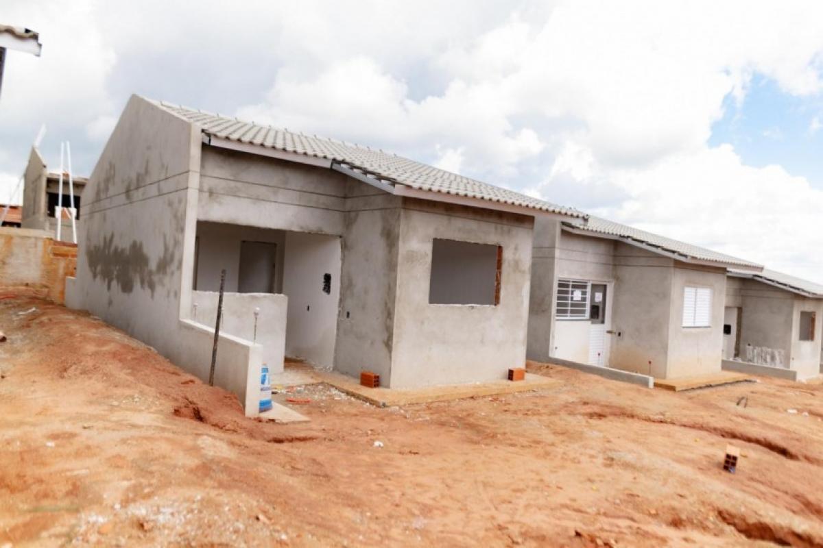 Bauru: Casas da primeira fase do Programa 'Meu Primeiro Lar' estão em construção