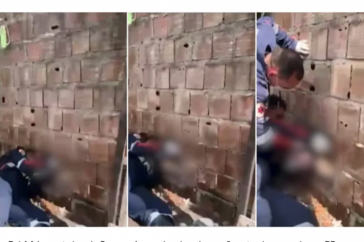 Para retirar o bebê, socorristas e moradores precisaram quebrar parte da parede.