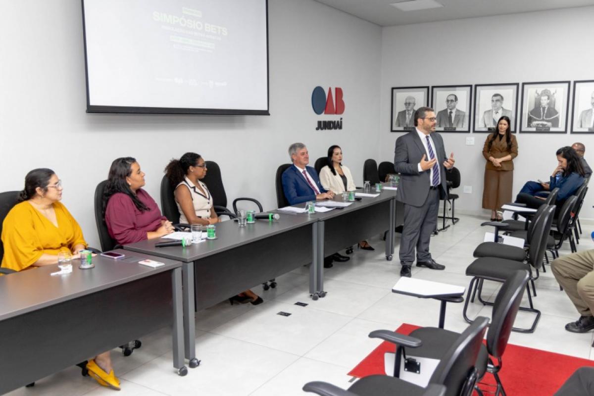 80 milhões de brasileiros possuem algum tipo de dívida