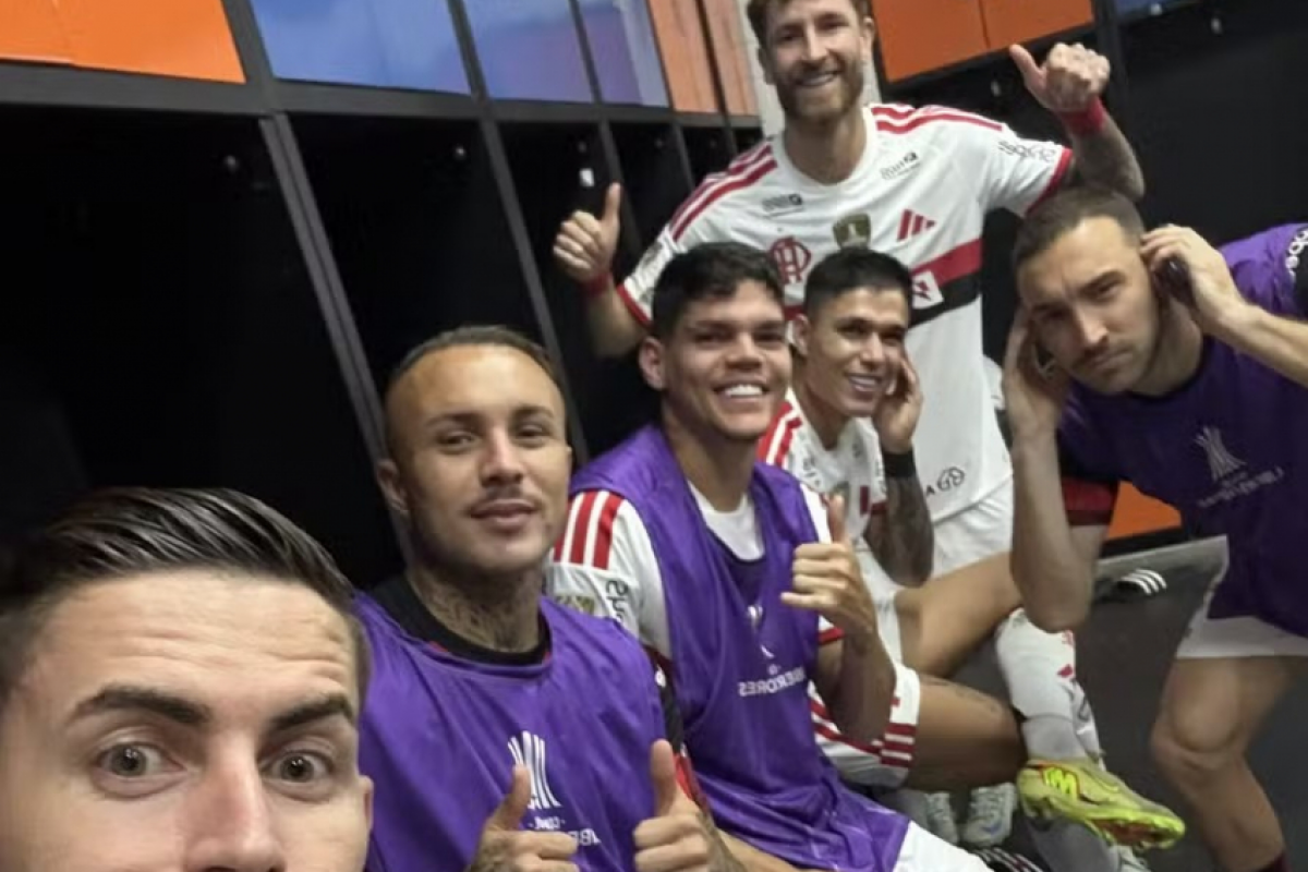 Jorginho publica foto no vestiário em meio a confusão em Medellín