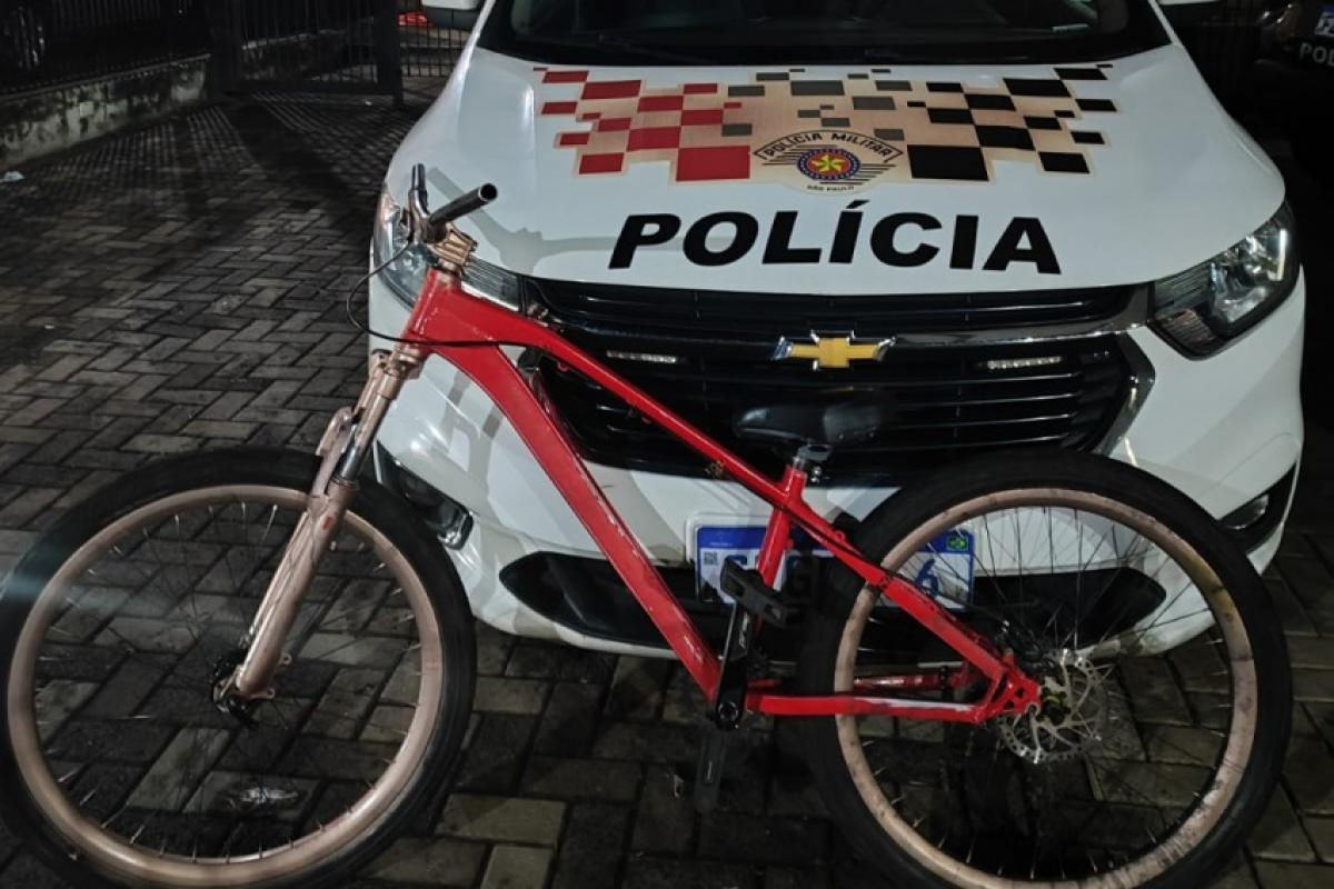 Vítima reconheceu o veículo durante patrulhamento da Polícia Militar no bairro Santana