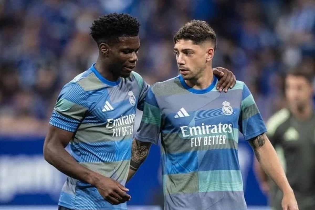 Tchouameni e Valverde, durante aquecimento no Real Madrid