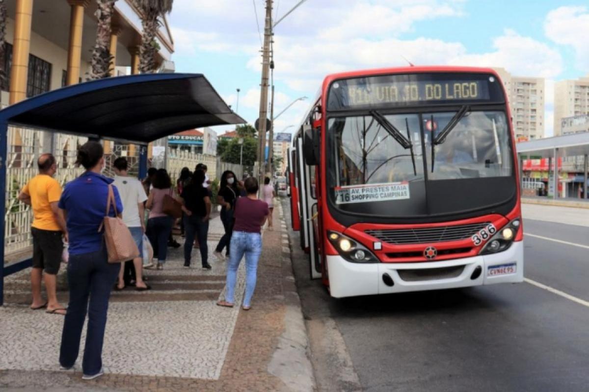 Liminar do TJ-SP interrompe avanço da concorrência e amplia cenário de incerteza sobre futuro do sistema de ônibus da cidade.