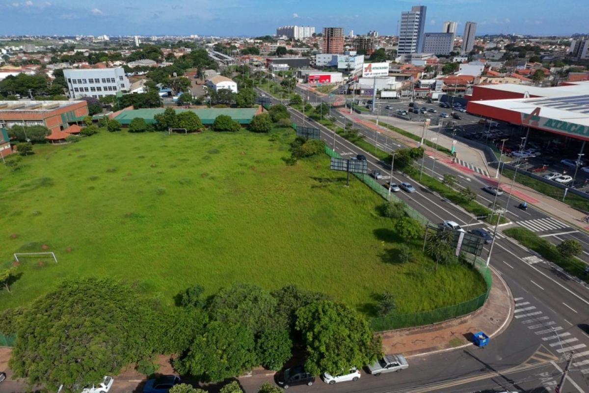 Município transferiu área de 10,1 mil m² ao Centro Paula Souza; unidade deverá ser implantada em até cinco anos.