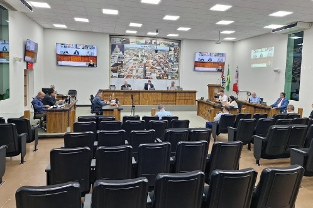Câmara Municipal de Penápolis se reúne nesta segunda-feira