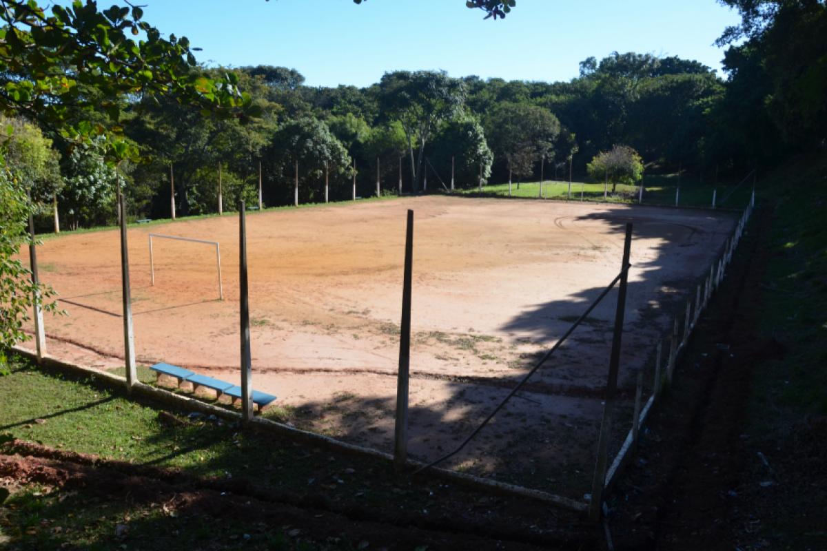 Campo no Jardim Portinari em Franca