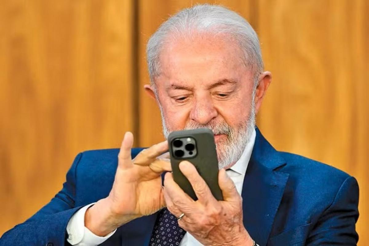 O presidente Luiz Inácio Lula da Silva voltou a defender o fortalecimento das ações de combate ao roubo e furto de celulares no Brasil.