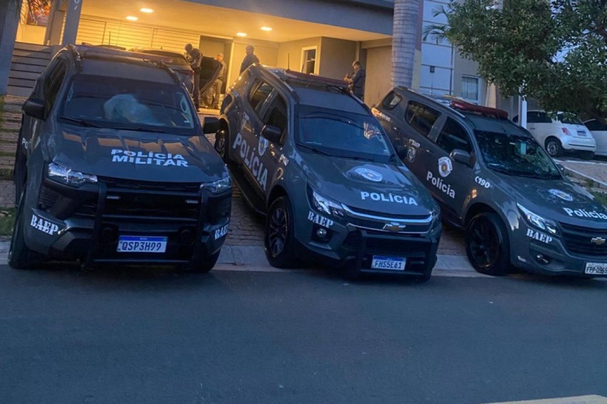 Investigação revela suposto plano para matar promotor, encontro suspeito com chefe de investigação da Dise e estagiário do Ministério Público acusado de extorquir criminosos