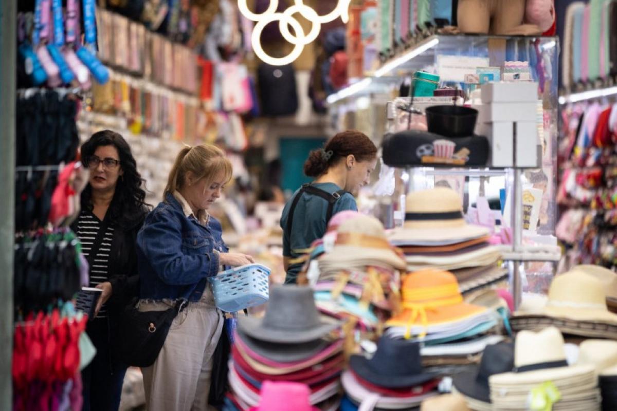 Perfume Blue Seduction teve aumento de 34,3% em um ano, segundo levantamento do Procon-SP
