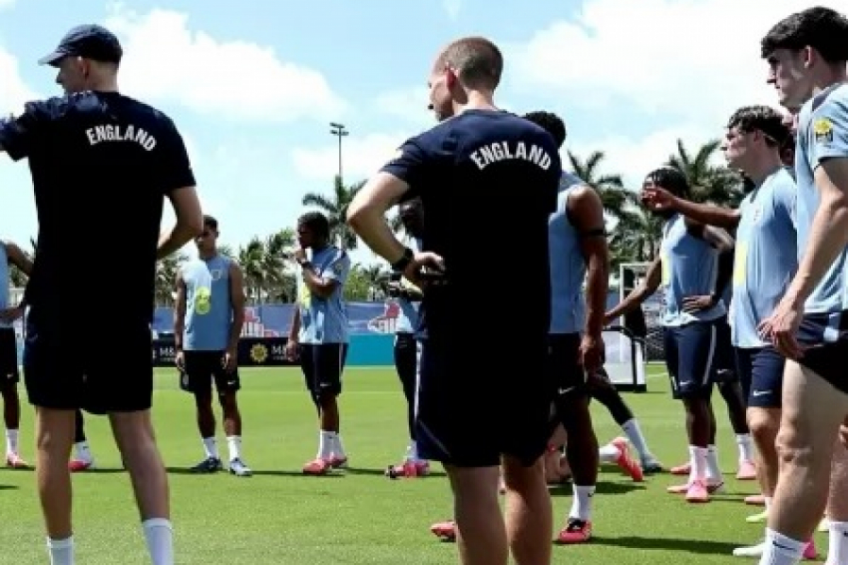 A seleção da Inglaterra segue se preparando na região de Orlando, onde enfrenta a Costa Rica nesta quarta