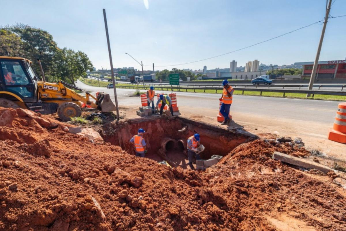 Também está prevista a readequação e ampliação das galerias de águas pluviais