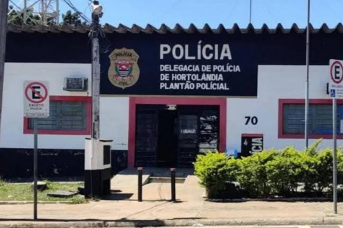 Agressor foi encontrado dentro da residência, apresentando claros sinais de embriaguez. 
