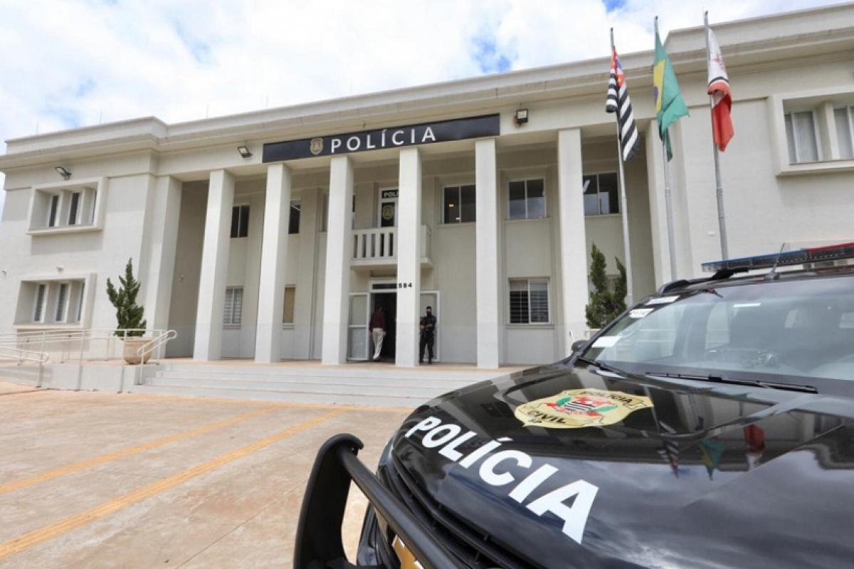 Ao perceber que havia sido enganada, a advogada procurou o Plantão Policial para registrar a ocorrência e formalizar a contestação das operações junto às instituições financeiras
