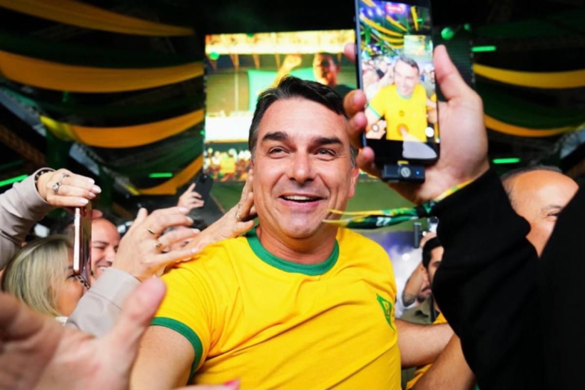 As notas foram emitidas em abril de 2025. 