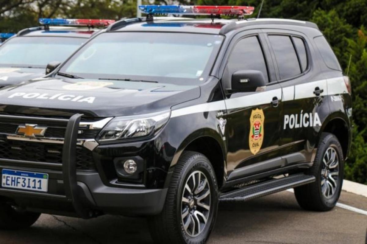 Suspeito é que motorista responsável pela colisão estava embriagado; ele foi conduzido à delegacia