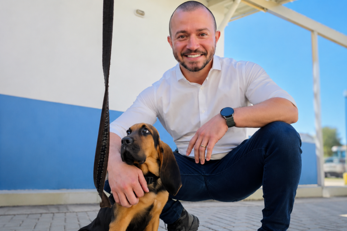 O cão será treinado na técnica de Mantrailing