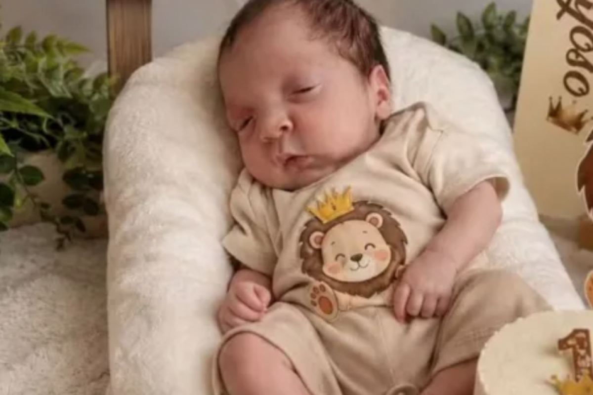 O bebê Noah Gabriel da Cruz Santos, de 1 mês, foi transferido na sexta-feira (17) para Bauru.