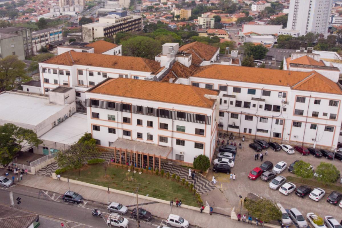 Bebê foi achado no banheiro feminino do Pronto-Socorro de um hospital particular na Vila Jardini, zona oeste de Sorocaba.