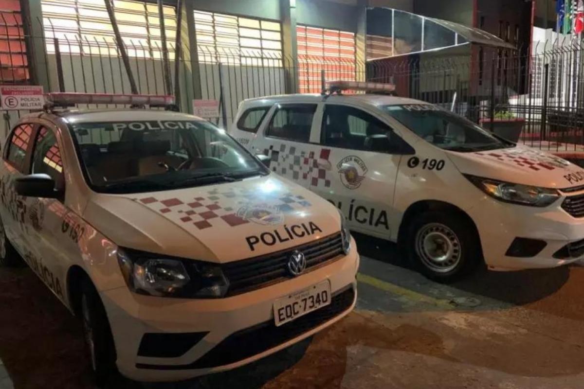 Homem permaneceu preso após registro da ocorrência