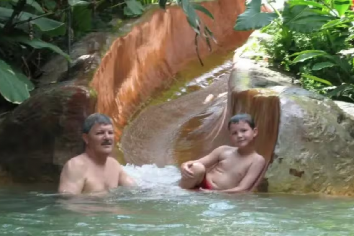 Conhecida como 'ameba comedora de cérebros', a Naegleria fowleri vive em águas doces e quentes.