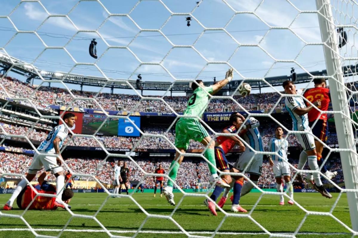 Espanha passou pela Argentina por 1 a 0