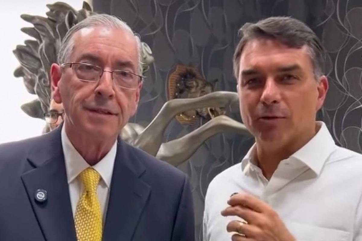 No vídeo, Flávio Bolsonaro afirma que Eduardo Cunha teve um papel importante na história do país