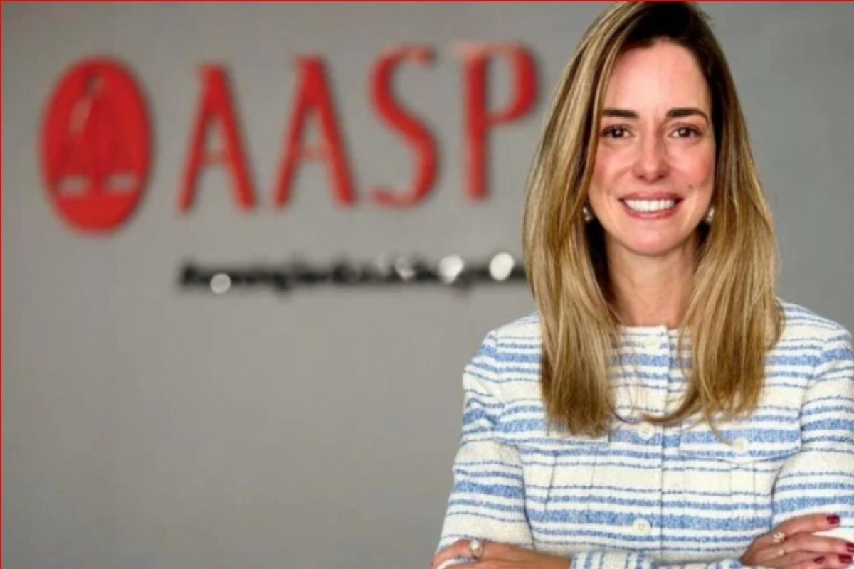 Paula Lima Hyppolito Oliveira é presidente da AASP (Associação dos Advogados)