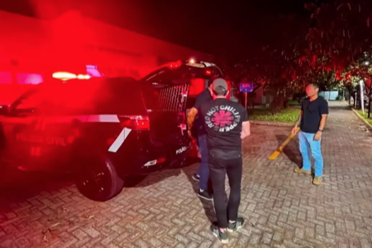 Segundo a Polícia Civil, os dois estavam em um bar e mantinham relação de amizade. 
