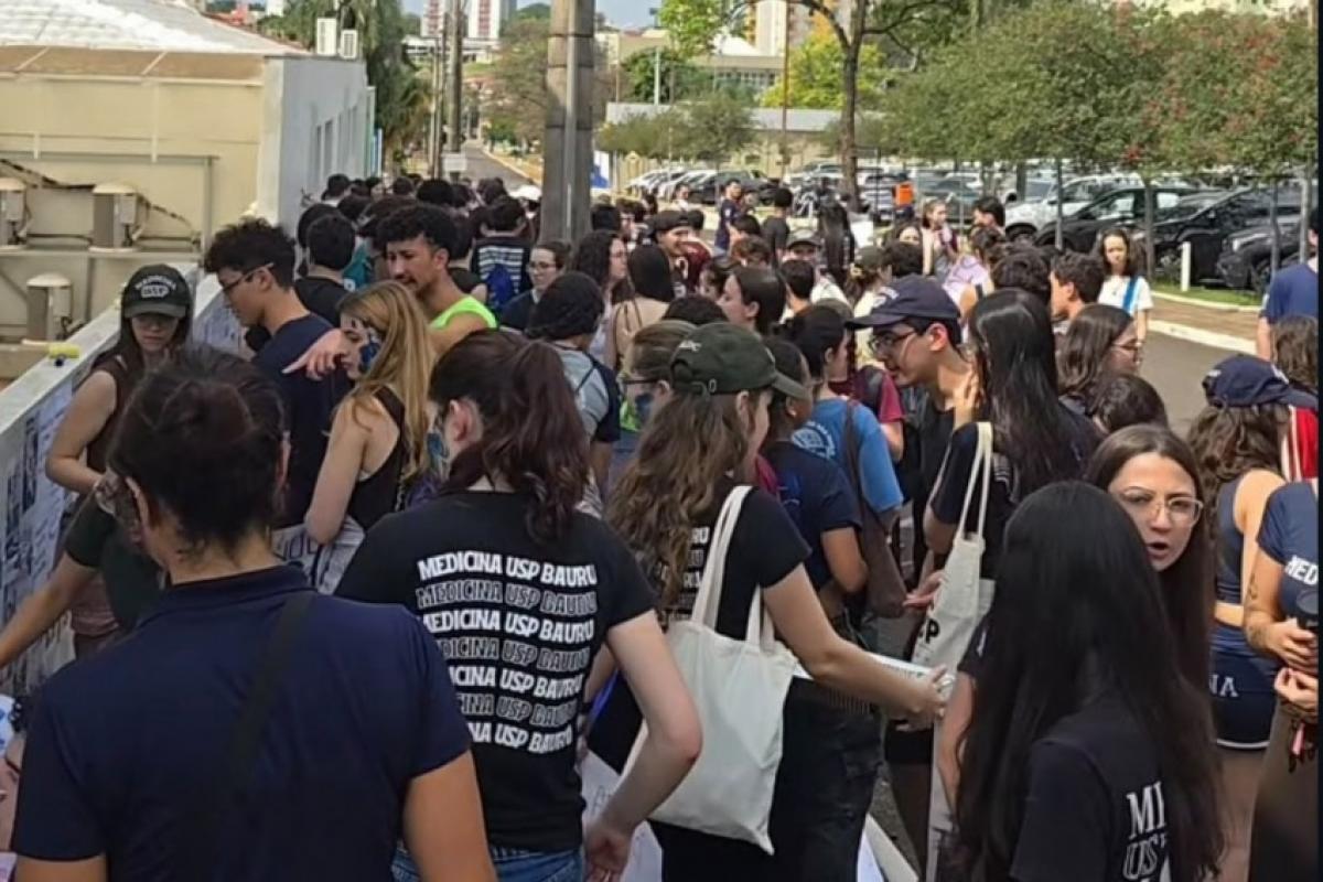 Os alunos também reivindicam liberdade de manifestação e garantia de não-retaliação