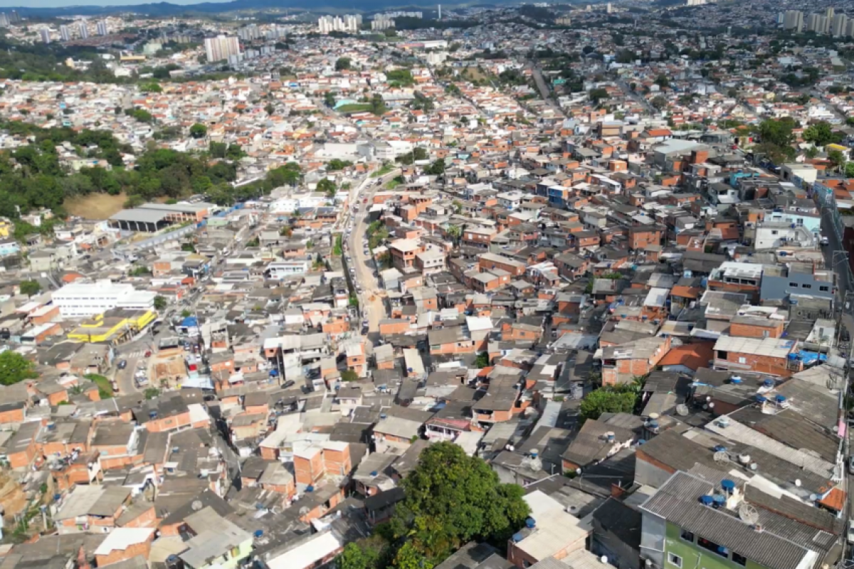  As ações estão em diferentes etapas e abrangem áreas como saúde, habitação, mobilidade, infraestrutura, segurança viária, lazer e meio ambiente