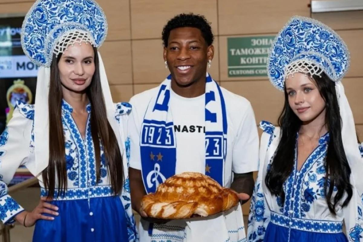 Gonzalo Plata na recepção em Moscou; negócio não foi confirmado