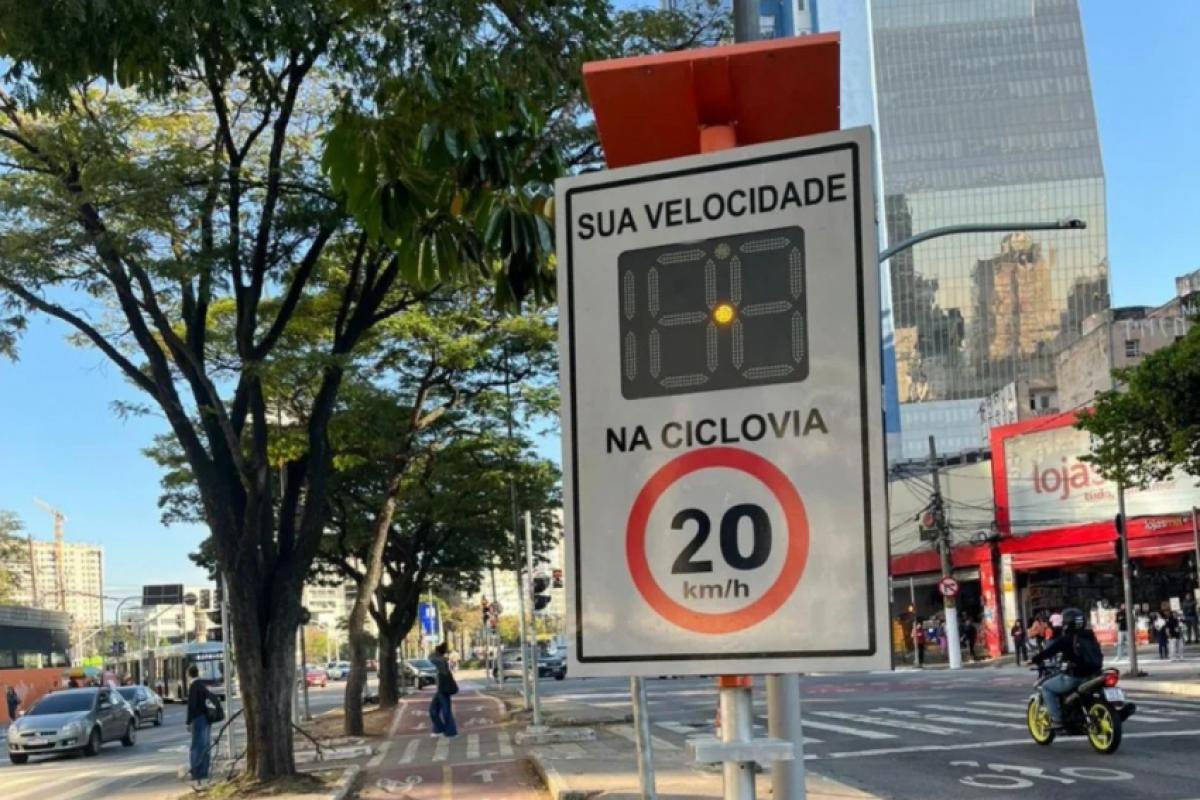 A CET afirma ter identificado a circulação de veículos acima da velocidade regulamentada