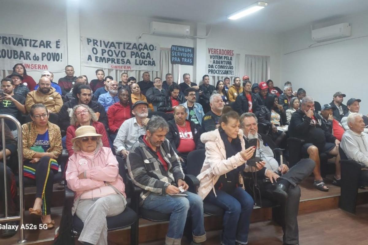 Galerias estão lotadas