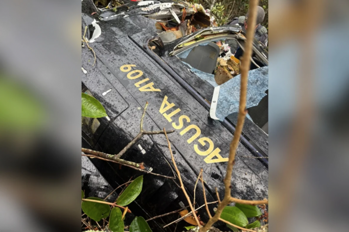 Um dos ocupantes do helicóptero forneceu identidade falsa ao pedir socorro à corporação.
