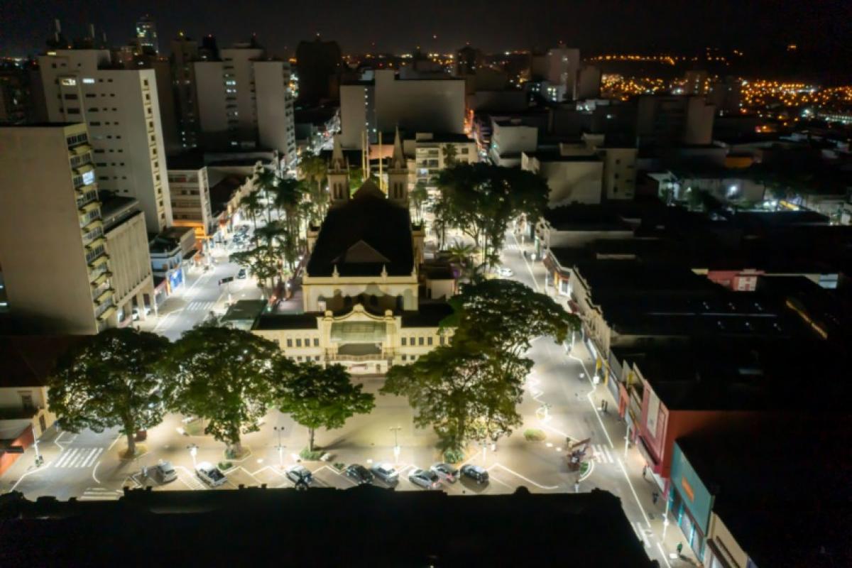 Iluminação LED já está presente em 17,6 mil pontos de Jundiaí