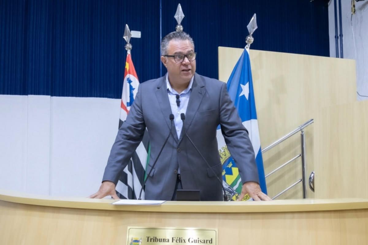 Em meio às investigações, Ministério Público chegou a recomendar que Sérgio Victor exonerasse Marcelo Macedo do cargo comissionado que ocupa na Prefeitura, mas prefeito não atendeu a sugestão