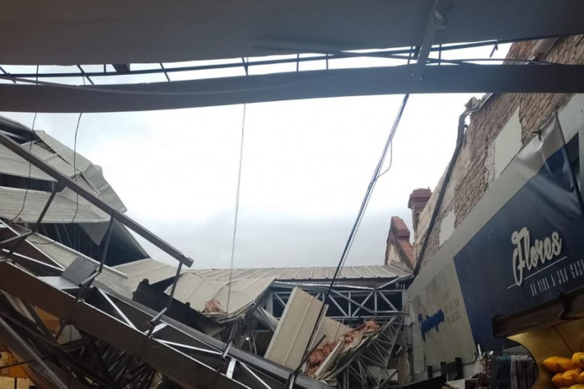 Segundo a Defesa Civil do Estado, ventos chegaram a 112 quilômetros por hora em Araçatuba na manhã deste domingo (4)