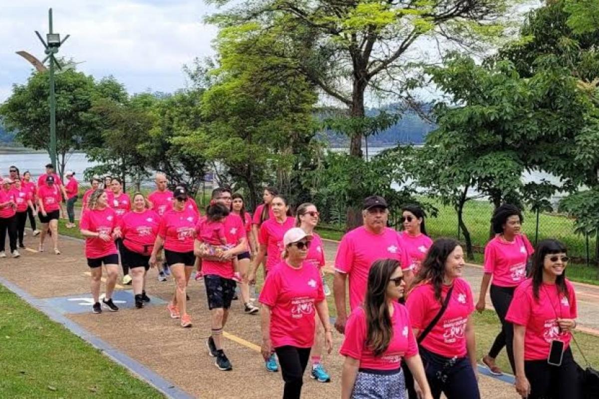 Caminhadas do Outubro Rosa incentivam a prevenção do câncer 