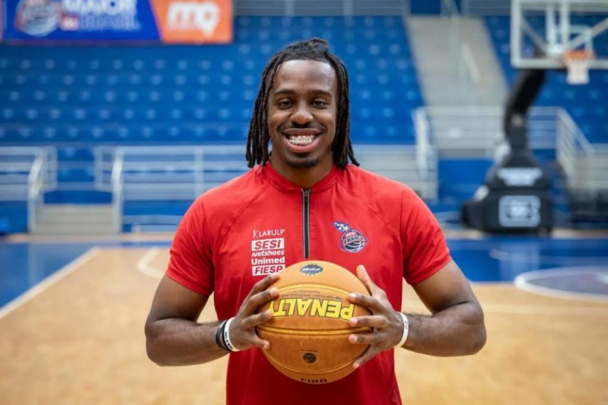 Vitinho é a novidade no Franca na estreia no NBB nesta segunda-feira