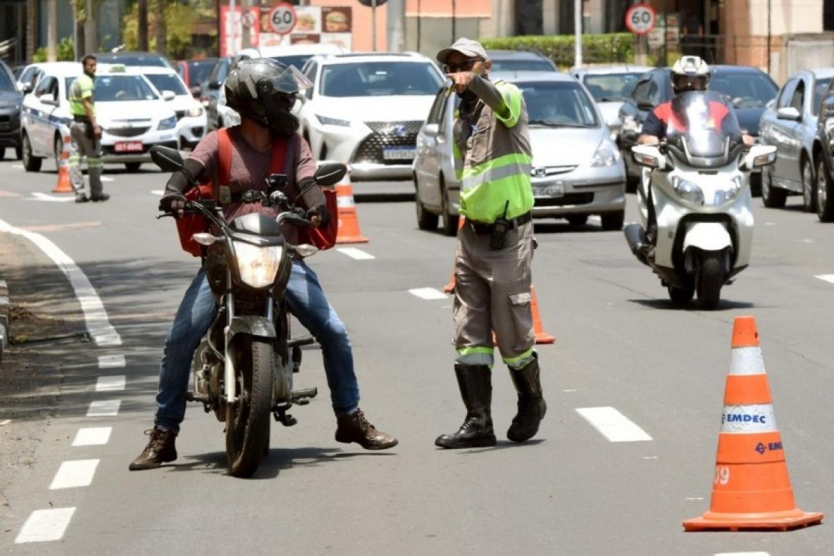 Interdições começam às 5h30 no sábado e domingo, alteram dezenas de linhas de ônibus e fecham trechos de sete vias do Centro.