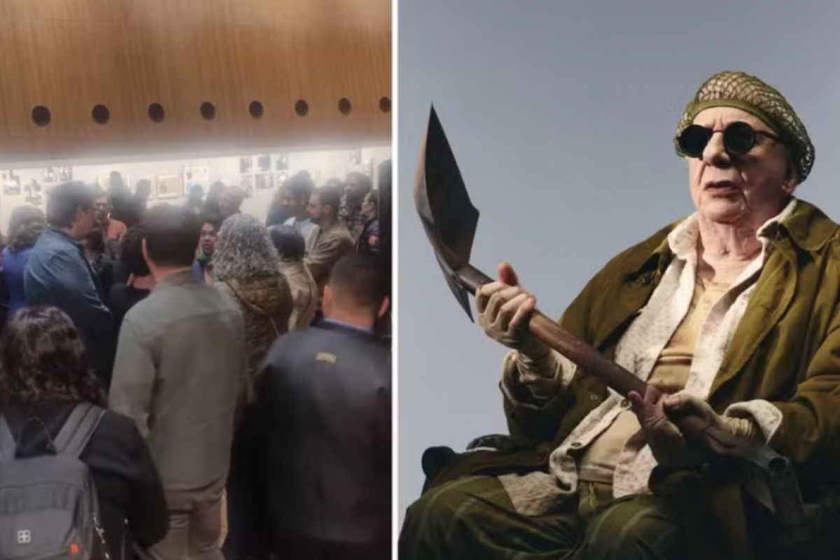  Parte do público saiu do teatro, tanto por depender do recurso de acessibilidade quanto em protesto. 