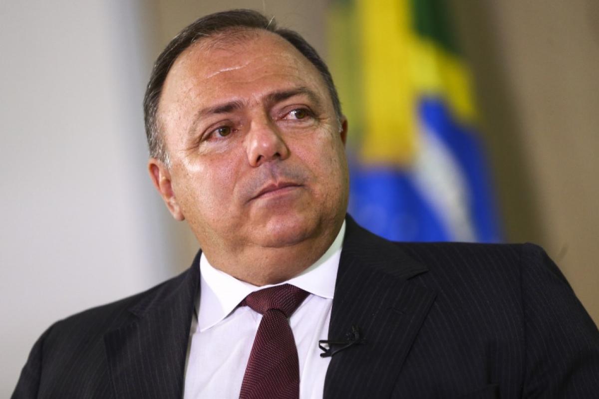 Pazuello passou a ser citado como cotado a integrante de um eventual governo Flávio caso ele seja eleito para a Presidência