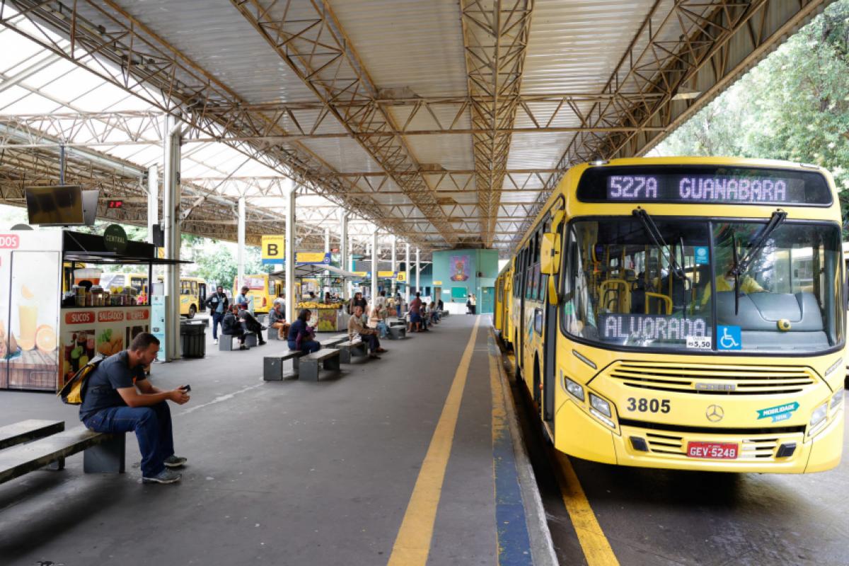 O passe livre será válido das 7h às 18h, e 22 linhas de ônibus contarão com uma programação especial, com reforço na operação e redução de até 50% no intervalo entre as viagens