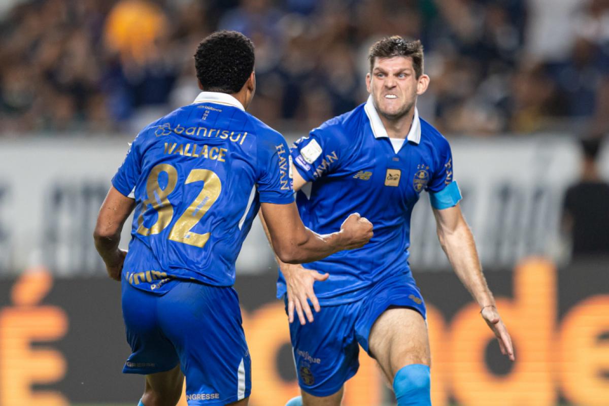 Kannemman abriu o placar para o Grêmio no primeiro tempo